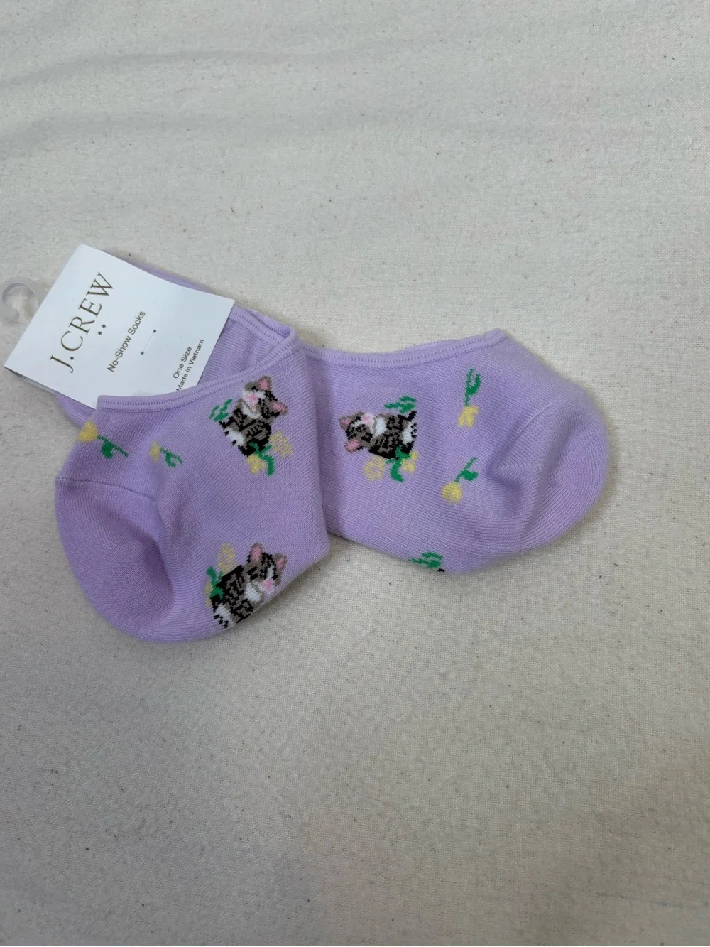 NWT J. Crew Factory Women’s No Show Socks Purple Lavender Cats Kitties Flowers